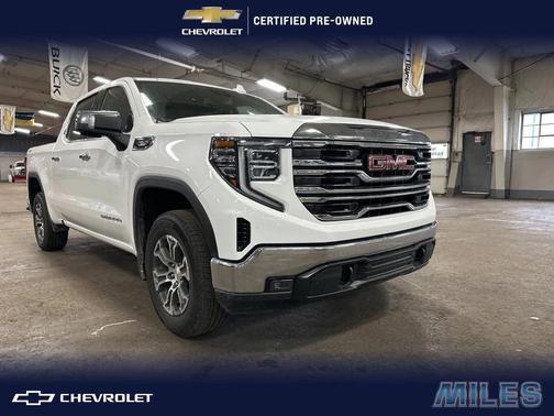2025 GMC Sierra 1500 SLT