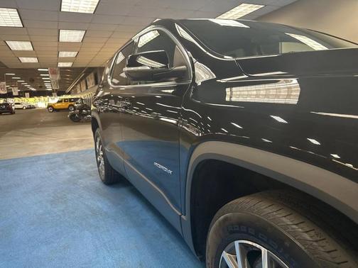 2023 GMC Acadia FWD SLE