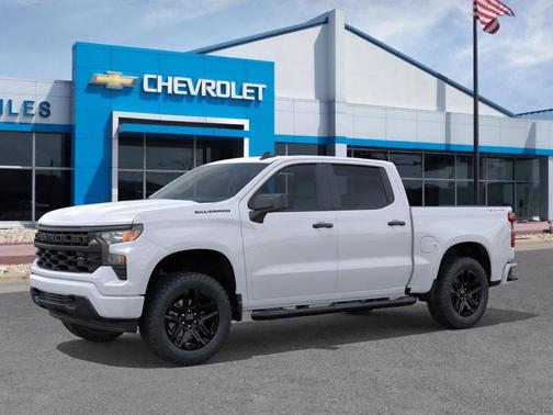 2025 Chevrolet Silverado 1500 Custom