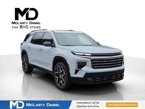 Polar White Tricoat 2026 Chevrolet Traverse FWD High Country SUV