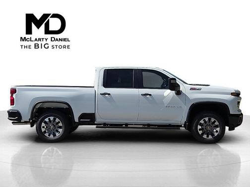 2025 Chevrolet Silverado 2500 Custom