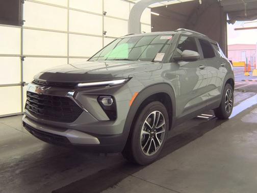 Sterling Gray Metallic 2025 Chevrolet Trailblazer LT