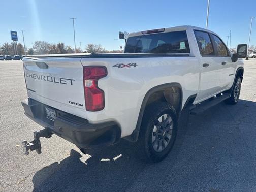 2022 Chevrolet Silverado 2500 Custom