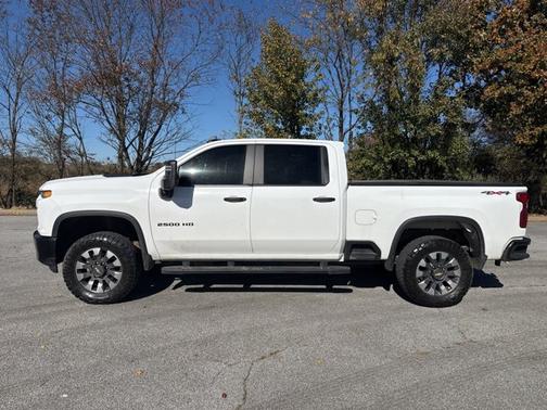 2022 Chevrolet Silverado 2500 Custom