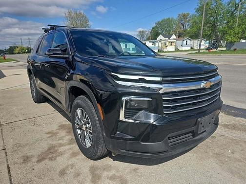 2024 Chevrolet Traverse FWD LT