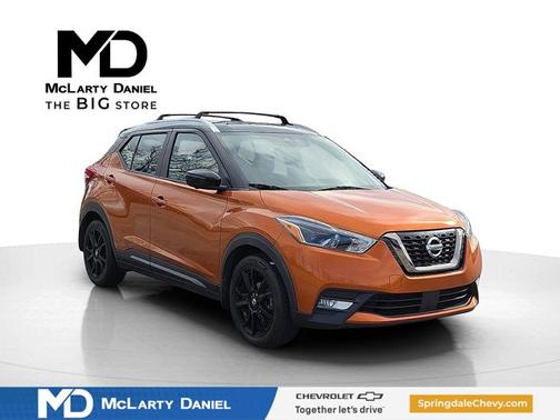 2020 Nissan Kicks SR
