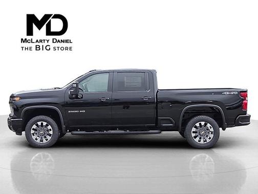 2025 Chevrolet Silverado 2500 Custom