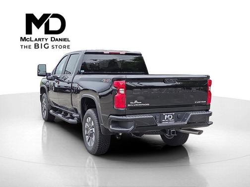 2025 Chevrolet Silverado 2500 Custom