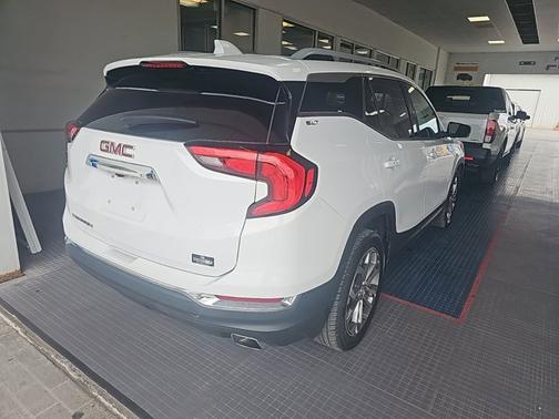 Summit White 2019 GMC Terrain SLT