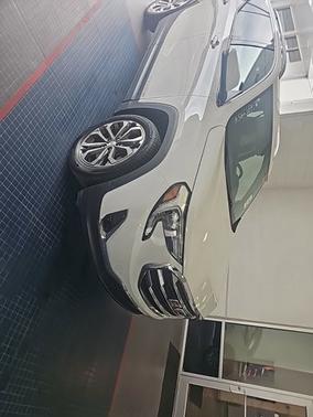Summit White 2019 GMC Terrain SLT