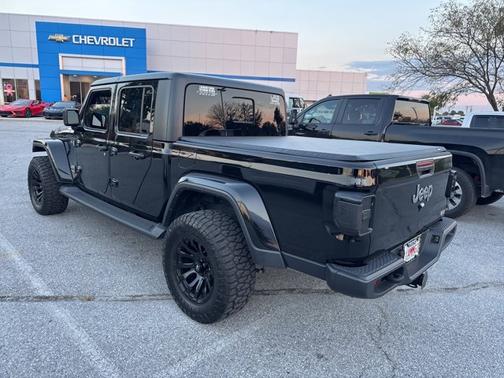 2023 Jeep Gladiator Overland