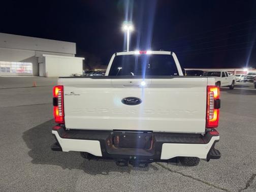 2025 Ford F-350 LARIAT