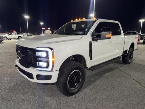 2025 Ford F-350 LARIAT