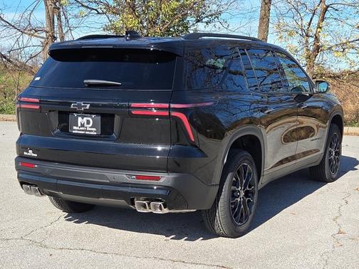 2026 Chevrolet Traverse FWD LT