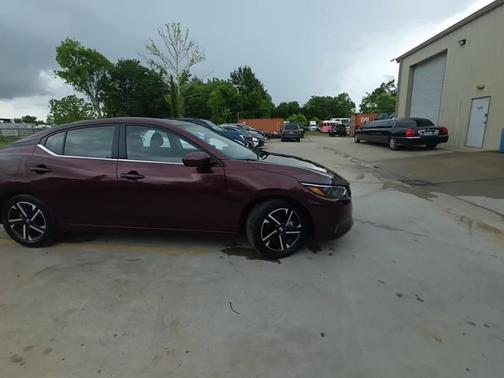Rosewood Metallic 2025 Nissan Sentra SV