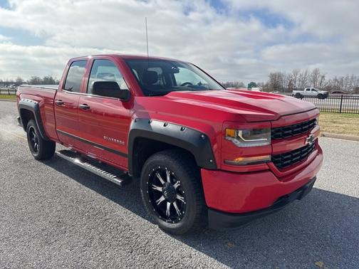 2017 Chevrolet Silverado 1500 Custom
