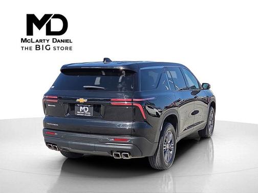 2024 Chevrolet Traverse FWD LS