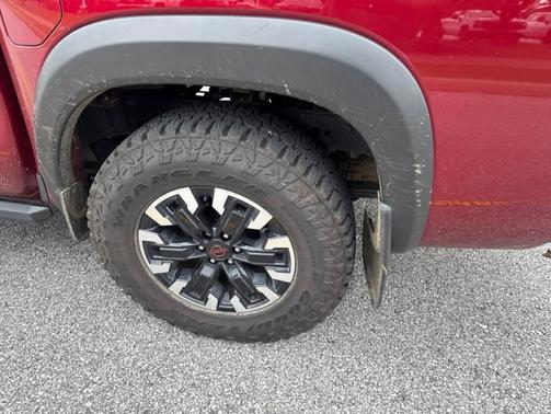 Cardinal Red Tricoat 2022 Nissan Frontier PRO-4X