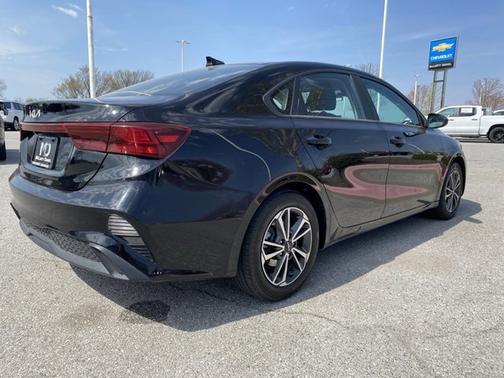 2022 Kia Forte LXS