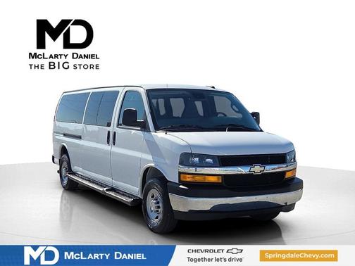 2023 Chevrolet Express 3500 LT