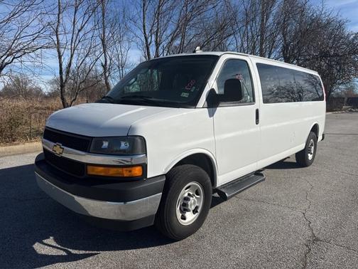 2023 Chevrolet Express 3500 LT