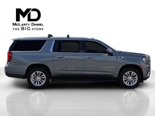 2022 GMC Yukon XL SLE