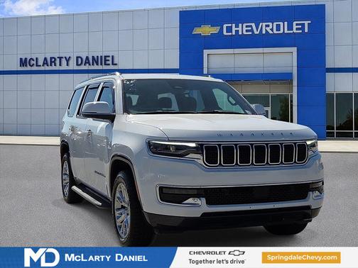 Bright White Clearcoat 2022 Jeep Wagoneer Series I