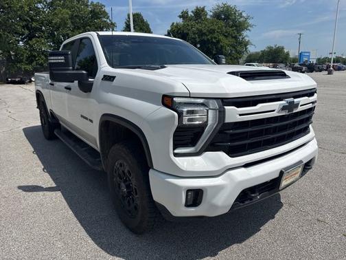 Summit White 2024 Chevrolet Silverado 2500 LT