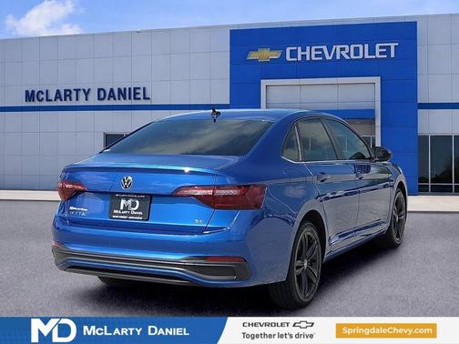 Rising Blue Metallic 2023 Volkswagen Jetta SE
