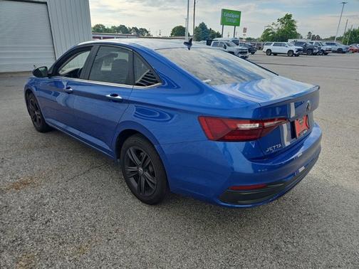 Rising Blue Metallic 2023 Volkswagen Jetta SE