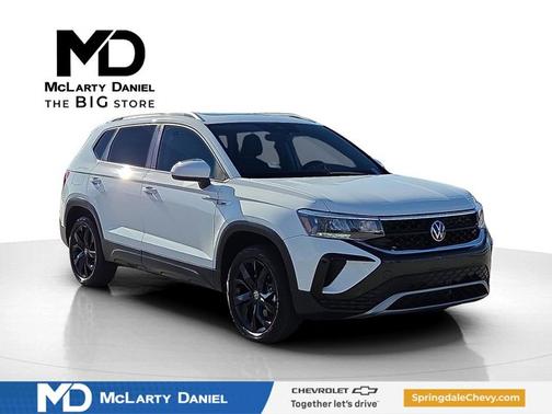 2024 Volkswagen Taos SE