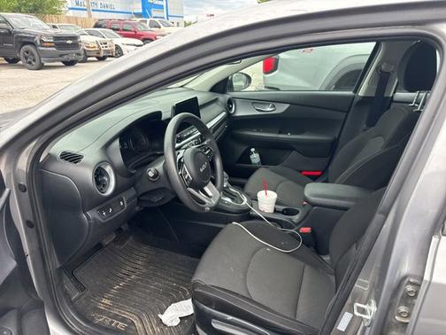 Steel Gray 2024 Kia Forte LXS