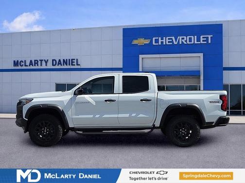 Summit White 2026 Chevrolet Colorado 4WD Trail Boss