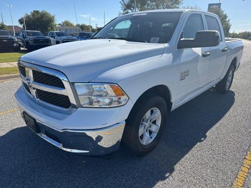 2023 RAM 1500 SLT