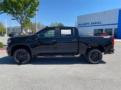 2025 Chevrolet Silverado 1500 Custom Trail Boss