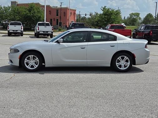 2021 Dodge Charger SE
