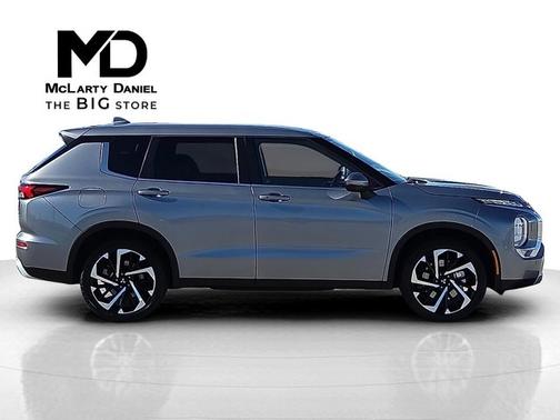 2024 Mitsubishi Outlander SE Ralliart