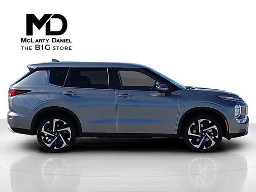 2024 Mitsubishi Outlander SE Ralliart