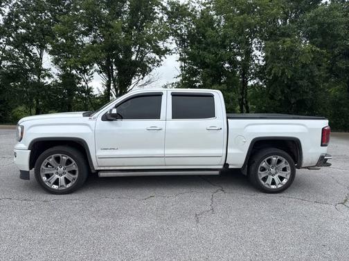 White Frost Tricoat 2018 GMC Sierra 1500 Denali