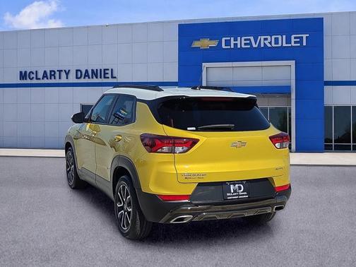 Nitro Yellow Metallic 2023 Chevrolet Trailblazer ACTIV