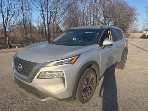 Brilliant Silver Metallic 2023 Nissan Rogue SV SUV