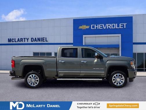 Mineral Metallic 2017 GMC Sierra 2500 Denali