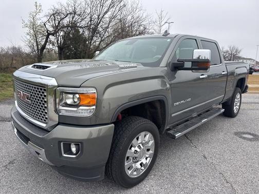 Mineral Metallic 2017 GMC Sierra 2500 Denali