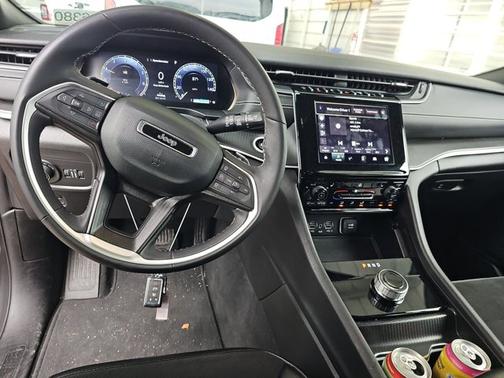 2024 Jeep Grand Cherokee L Altitude