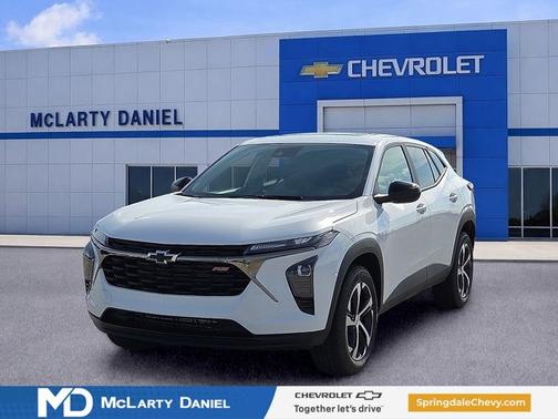 Summit White 2026 Chevrolet Trax 1RS