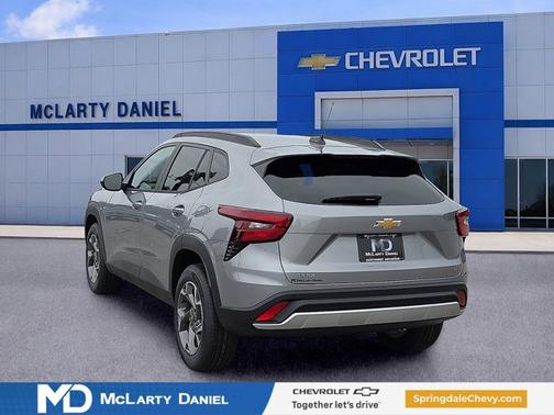 Sterling Gray Metallic 2026 Chevrolet Trax LT