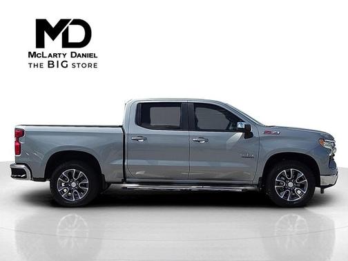 2023 Chevrolet Silverado 1500 1LT