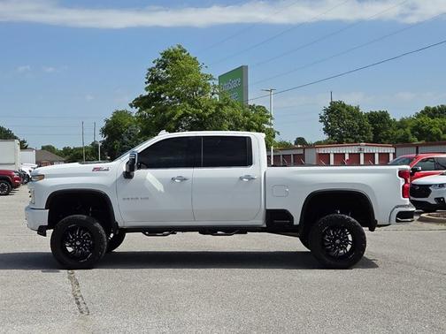 Summit White 2021 Chevrolet Silverado 2500 LTZ