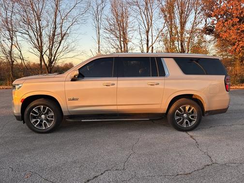 2021 Chevrolet Suburban LT