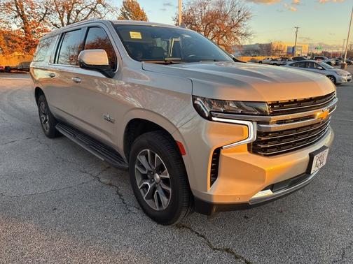 2021 Chevrolet Suburban LT